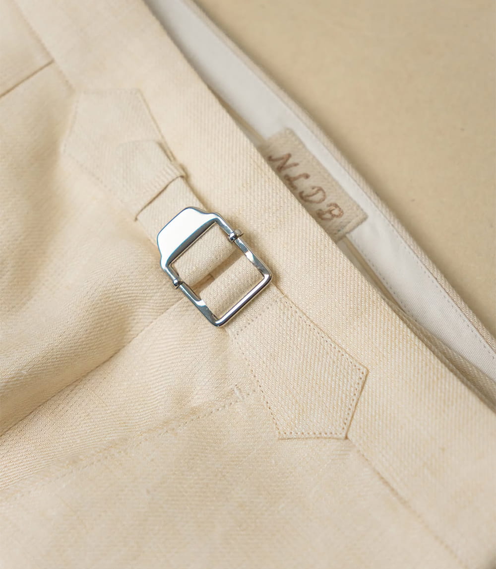 Điều chỉnh eo quần tây linen kem ngà Val Biella