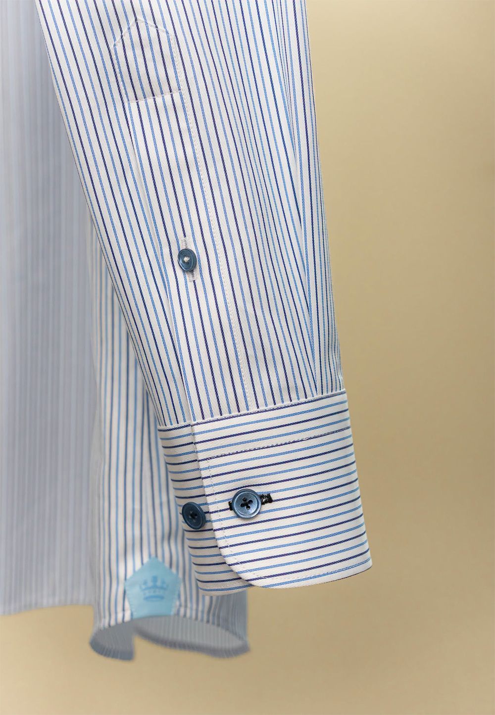 Mẫu sơ mi Bespoke kẻ sọc từ vải cao cấp Ermenegildo Zegna
